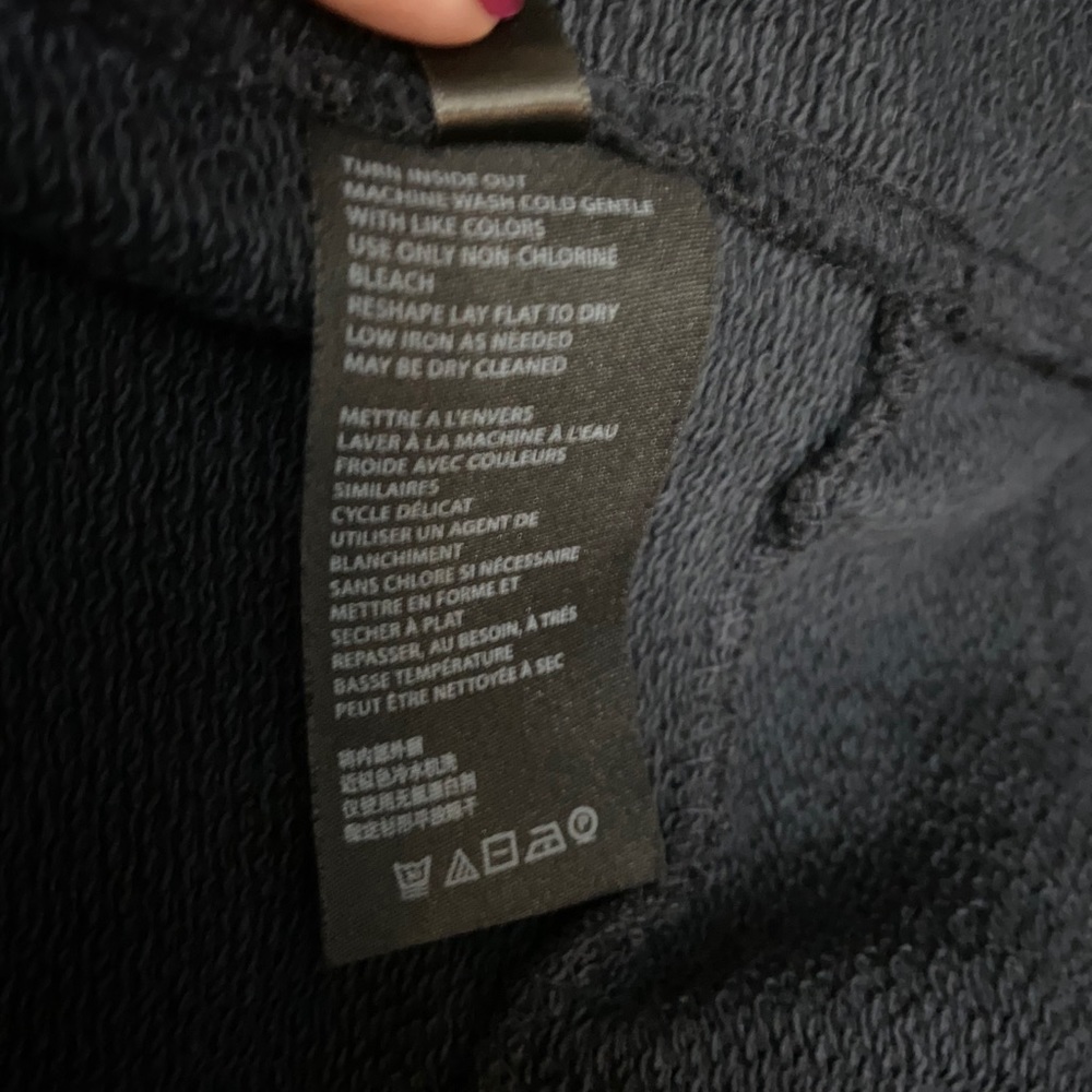 *GIFTED ALREADY* FREE CARDIGAN W/PURCHASE OF ANTHROPOLOGIE JEANS!* - Picture 8 of 10